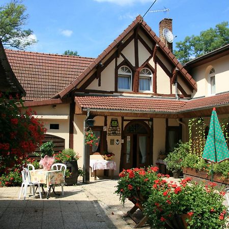 Hotel Logis Doubs Rivage Charette-Varennes Zewnętrze zdjęcie
