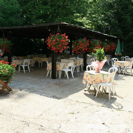 Hotel Logis Doubs Rivage Charette-Varennes Zewnętrze zdjęcie
