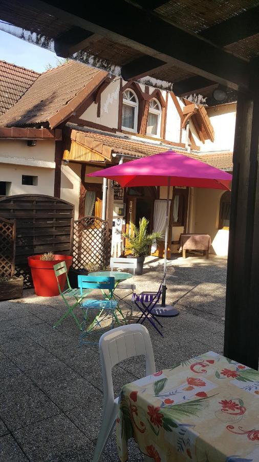 Hotel Logis Doubs Rivage Charette-Varennes Zewnętrze zdjęcie