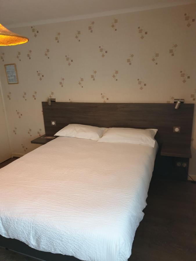 Hotel Logis Doubs Rivage Charette-Varennes Zewnętrze zdjęcie
