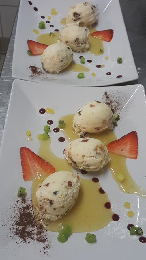 Hotel Logis Doubs Rivage Charette-Varennes Zewnętrze zdjęcie