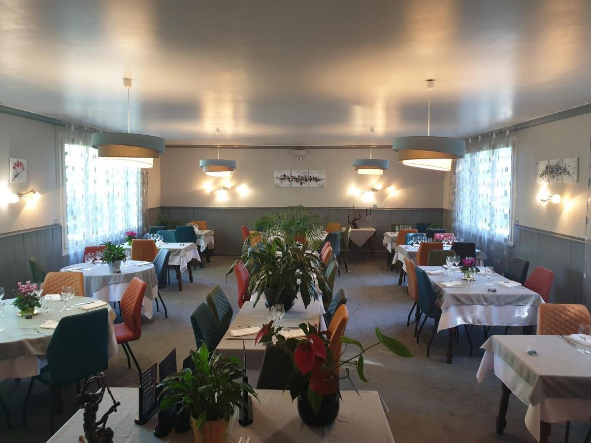 Hotel Logis Doubs Rivage Charette-Varennes Zewnętrze zdjęcie