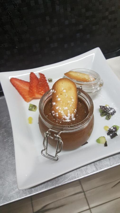 Hotel Logis Doubs Rivage Charette-Varennes Zewnętrze zdjęcie