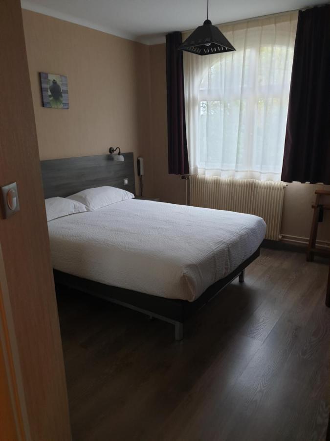 Hotel Logis Doubs Rivage Charette-Varennes Zewnętrze zdjęcie